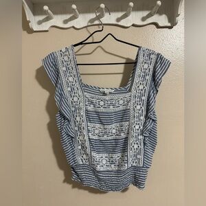 🦅 AEO Blue + White Stripped Blouse 🦅